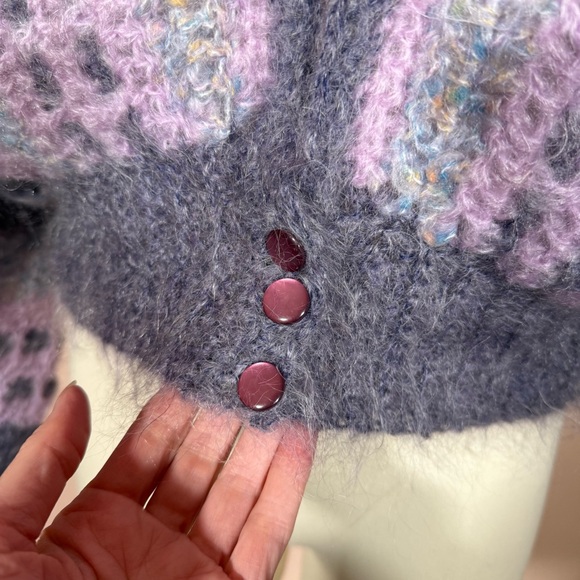 Hold  Mohair wool grandmacore Lavender Grey Crochet Ireland Cardigan Sweater - Picture 6 of 17
